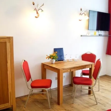 Fuerstenhof Landgasthaus & 3*